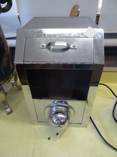 lot 172 image: Bean Coffee Dispenser