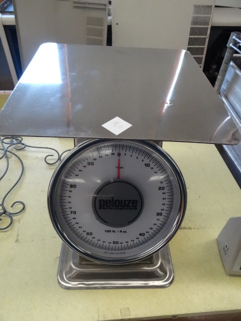 lot 180 image: Scale
