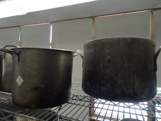 lot 192 image: Stock Pots