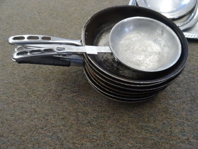 lot 198 image: Sautee Pan
