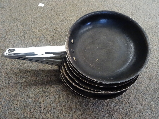lot 200 image: Sautee Pan