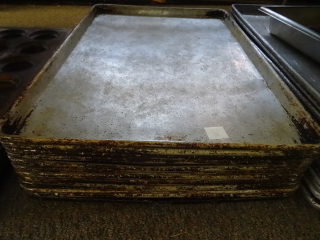 lot 208 image: Sheet Pans
