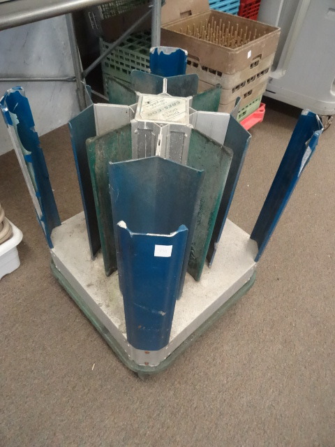 lot 235 image: Plate Cart