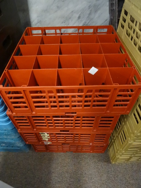 lot 238 image: Dishwasher Racks
