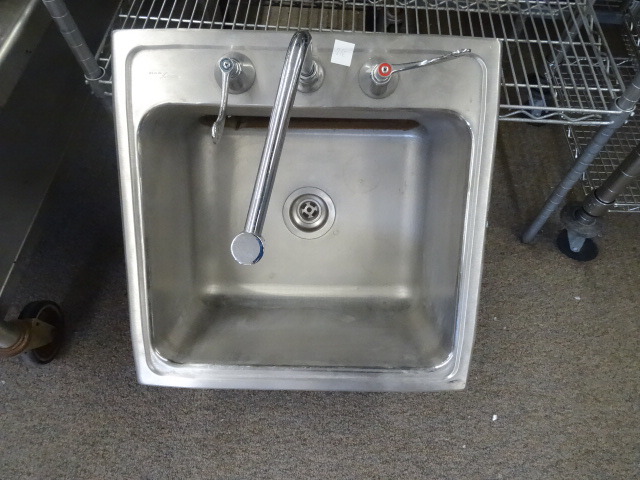 lot 262 image: Sink
