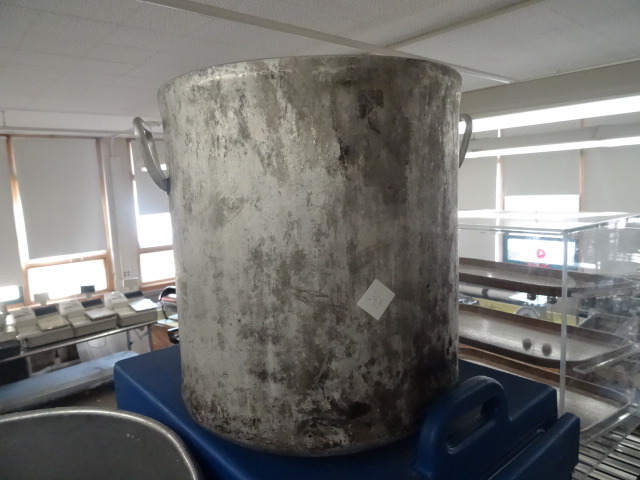 lot 283 image: Stock Pot