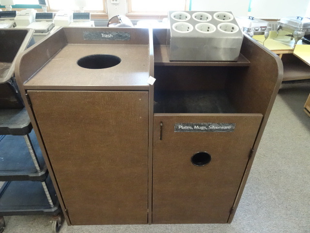 lot 288 image: Trash Receptacle