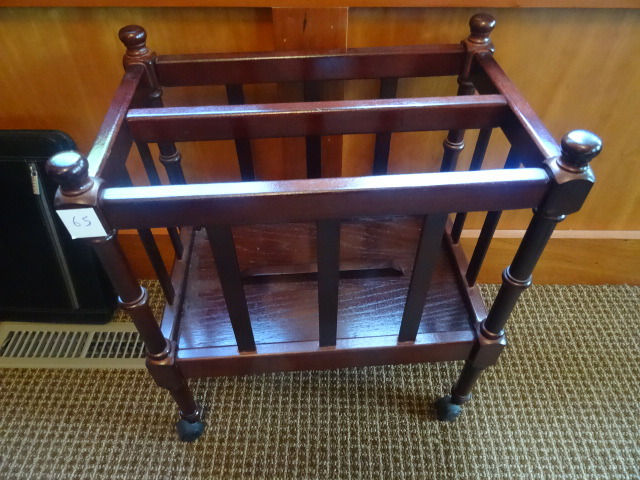 Magazine Stand