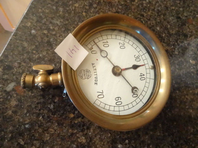 Altitude Gauge
