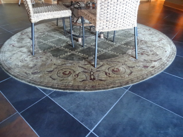 Round Floor Rug