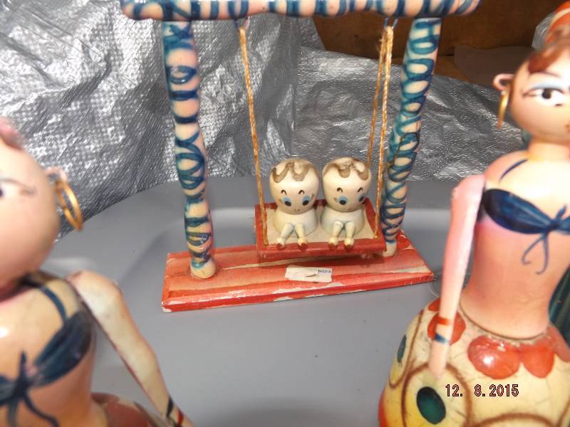 figurines