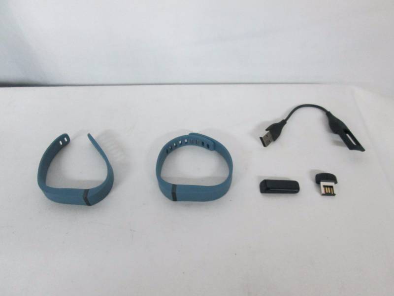 lot 28 image: Fitbit Flex Wireless Activity and Sleep Wristband