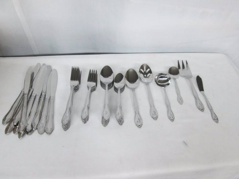 lot 77 image: alcove Rose 66-pc. Monogrammed Flatware Set