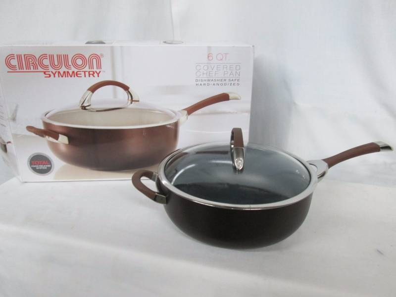 lot 40 image: Circulon 6.5-qt. Covered Chef Pan