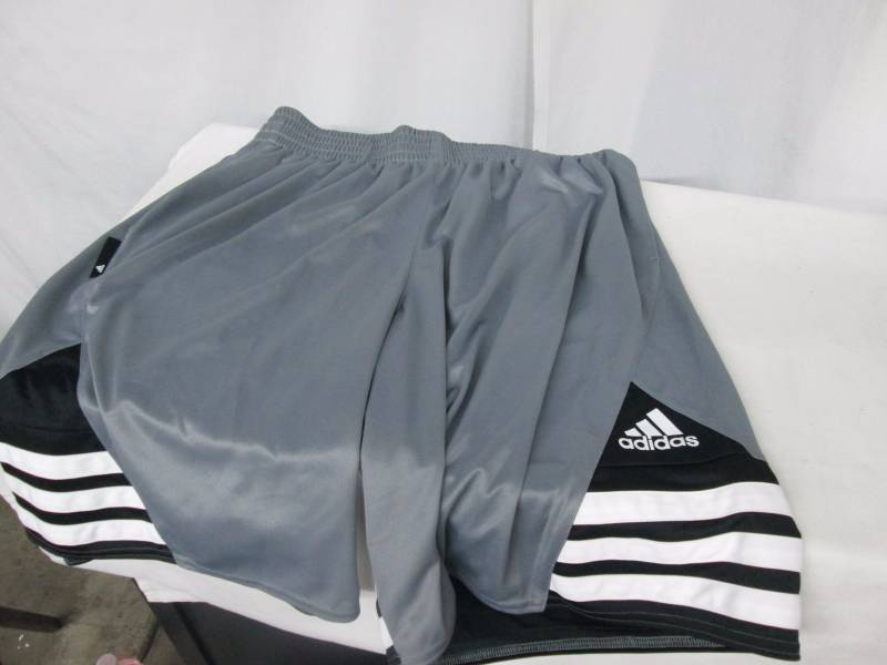 lot 87 image: Adidas Mens Superstar 2.0 Sport Short