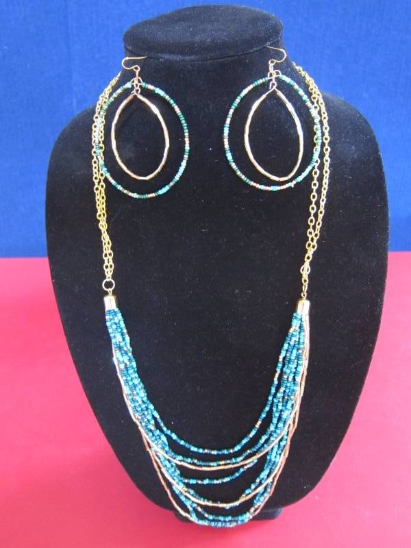 Turquoise Necklace Set