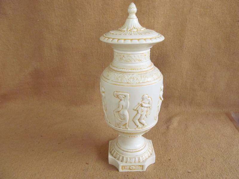 vase