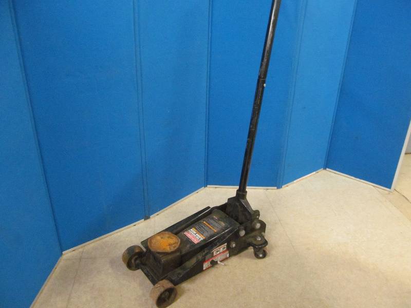 floor jack