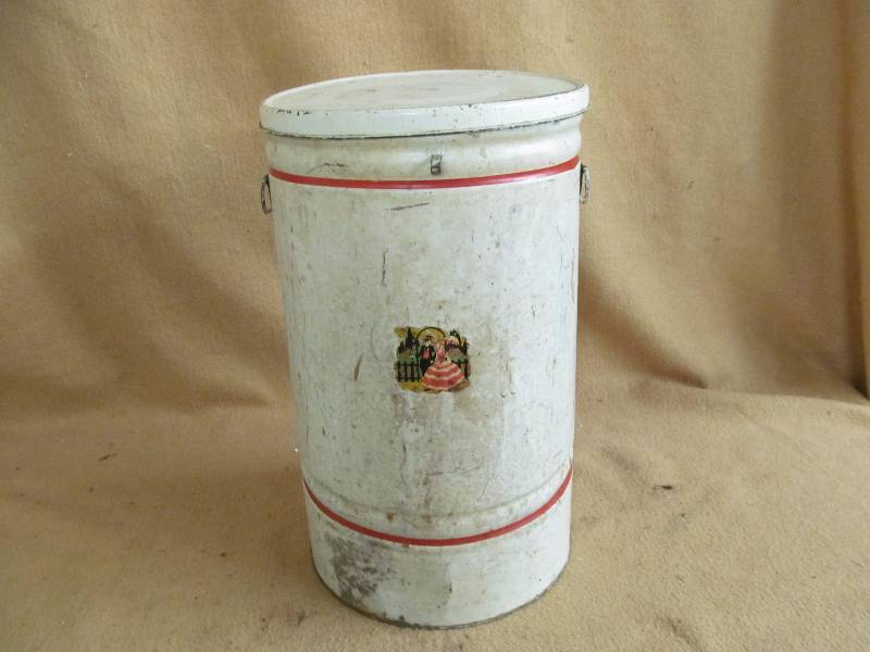 trash can