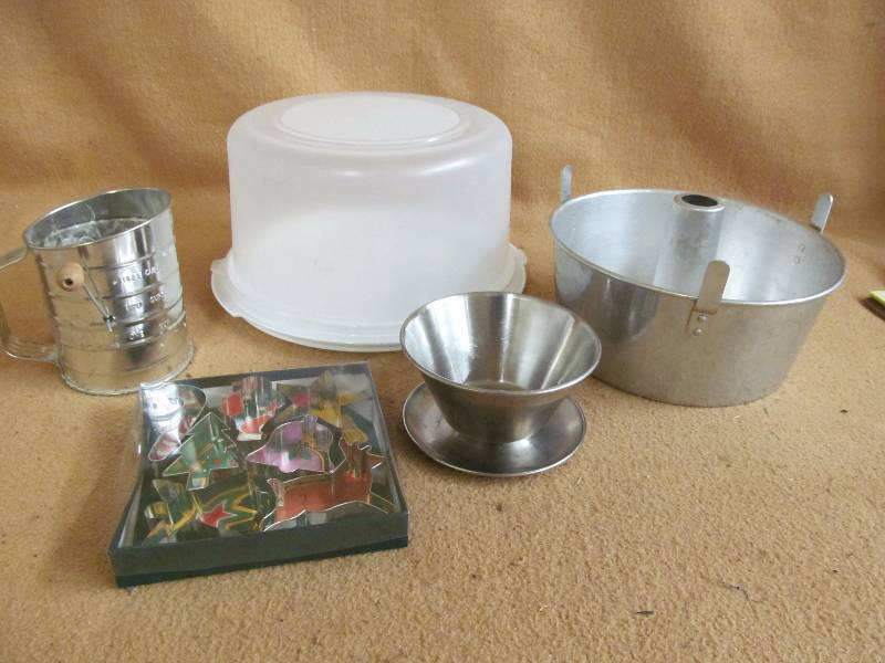 cake dishes