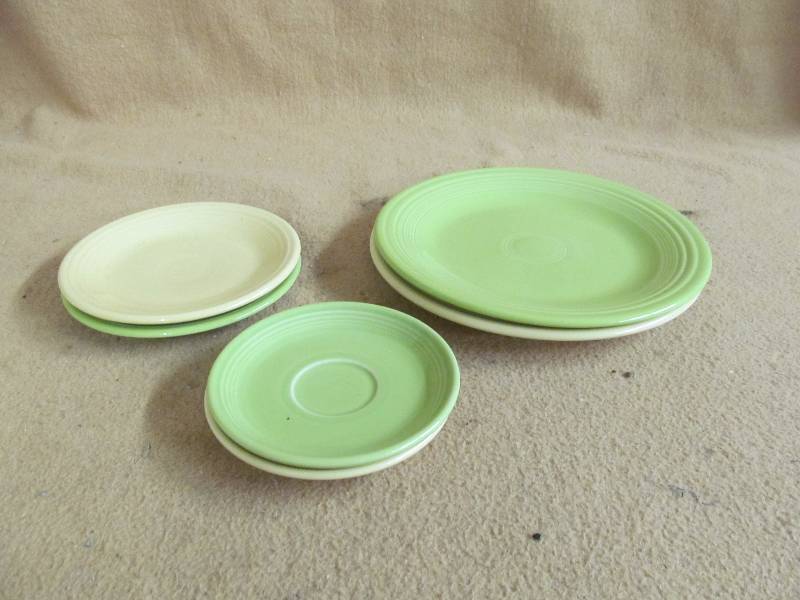 plate,saucer,dessert plate