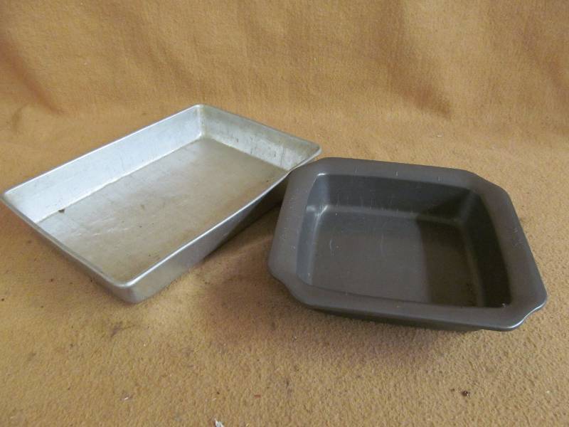 cake pans