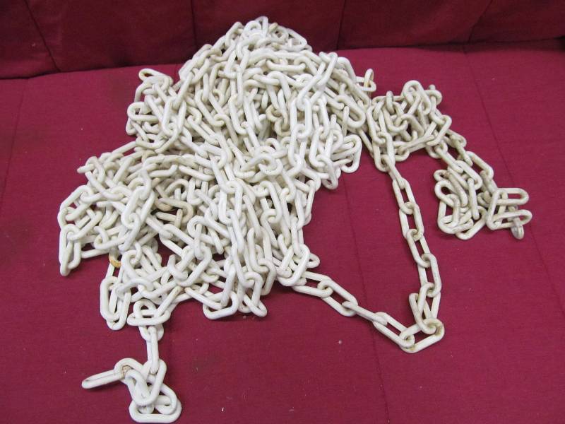 Plastic chain