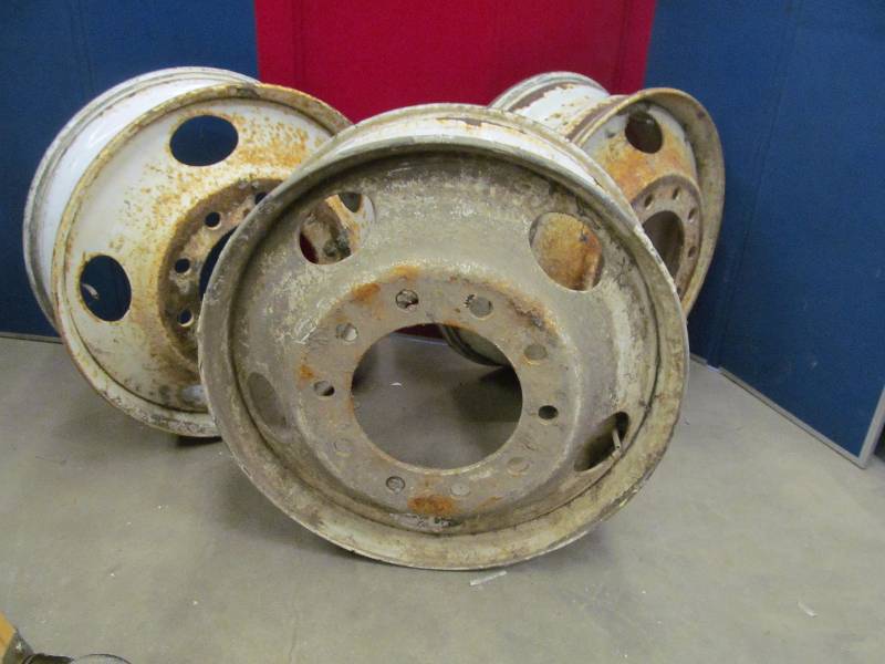 Truck rims