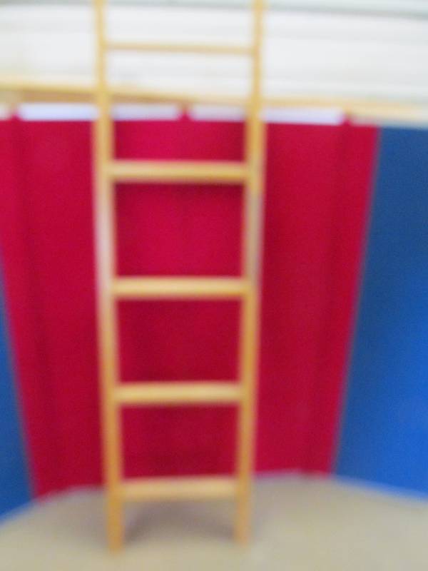 bunk bed ladder