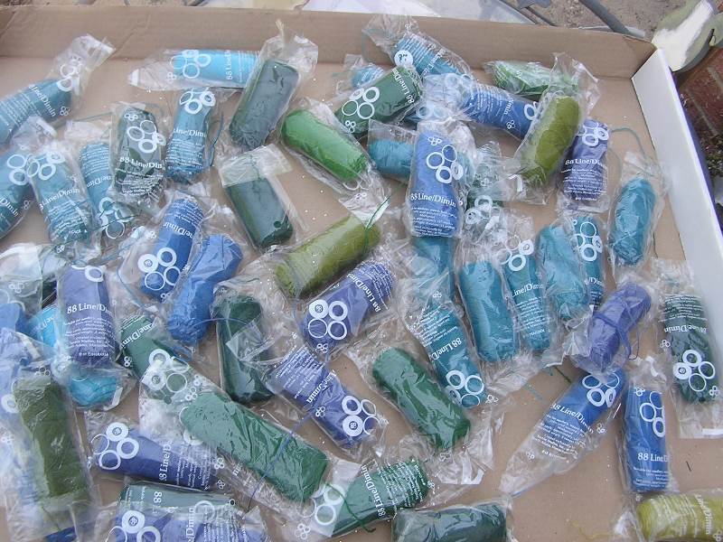 88 LINE THREAD NEW LOT OF 52
