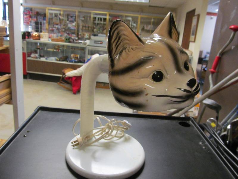 Vintage Cat Head Table Lamp