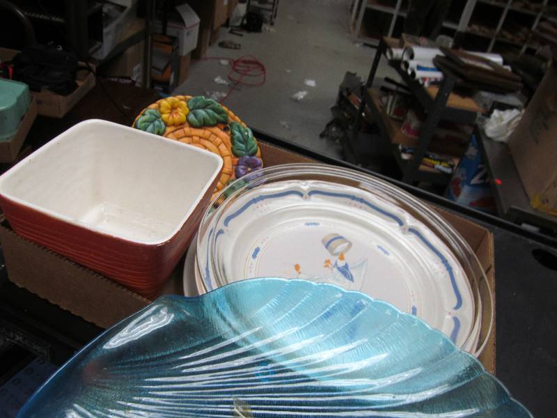 Lot of kitchen serving dishes & hot dish holder