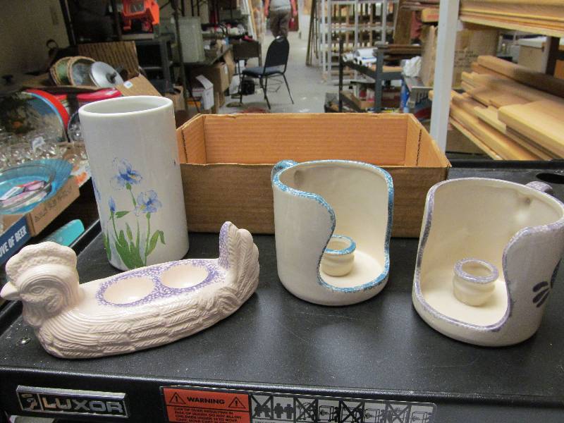 Chicken egg holder, 2 cup candle holders