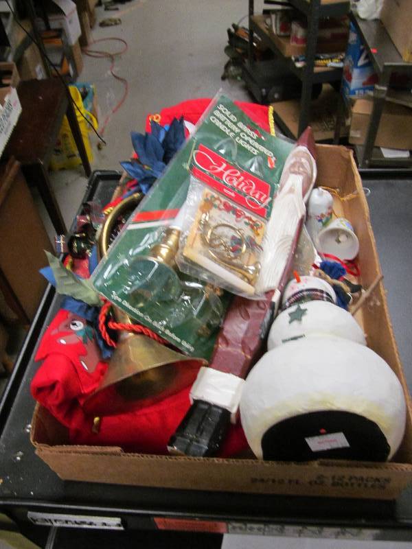 Lot of misc holiday items