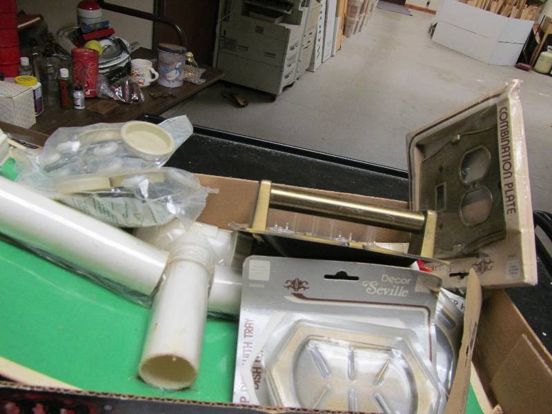 Lot of plumbing items