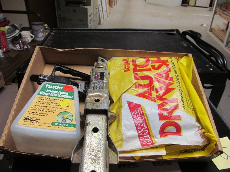 Lot of garage items