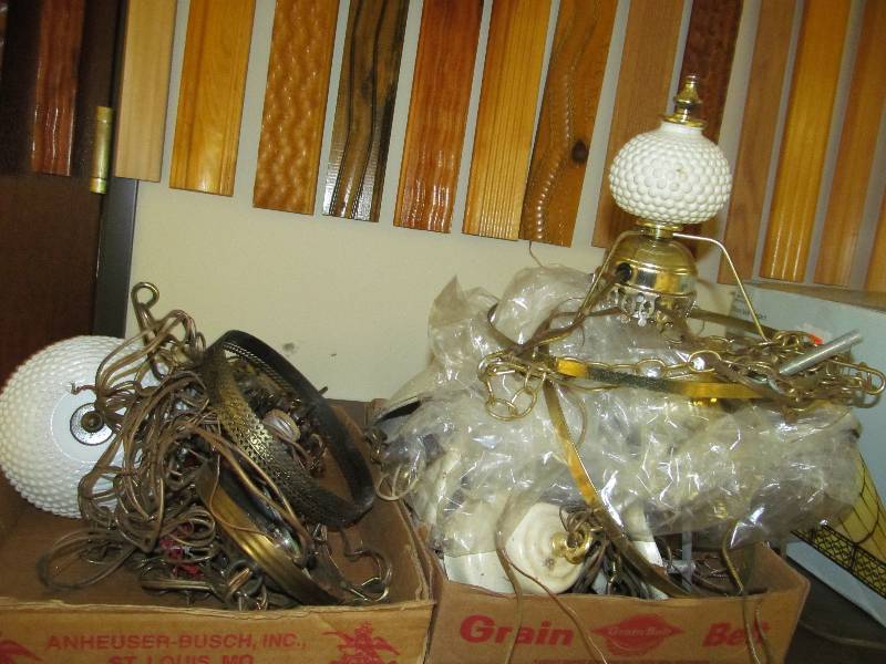 Lot of light fixtures and parts