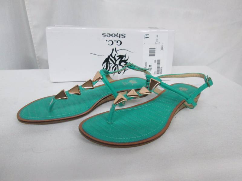 GC Shoes Womens Lucky 4-Thong Sandals