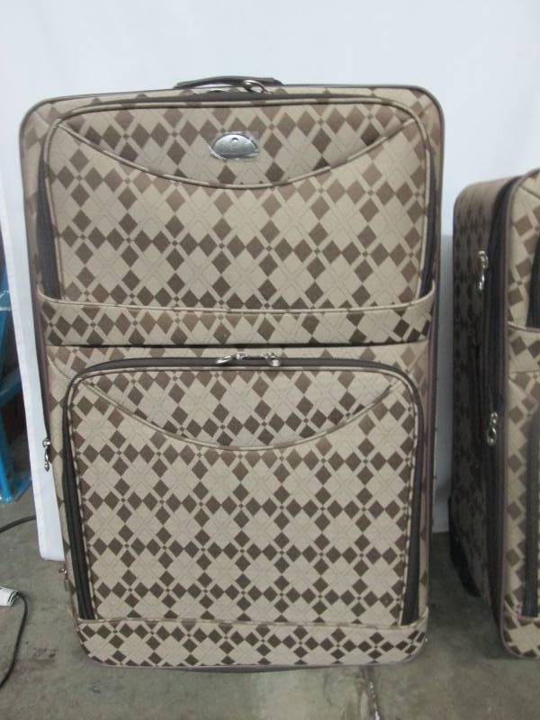 American Flyer Argyle Jacquard 5-pc. Luggage Set