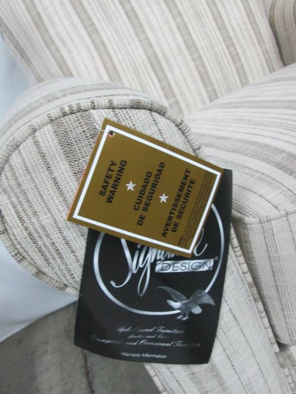 Signature Design by Ashley Milari Accent Chair