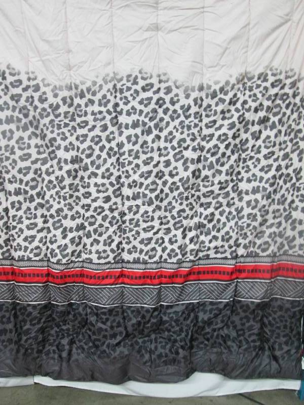 Alcove Snow Leopard Comforter Set - Full