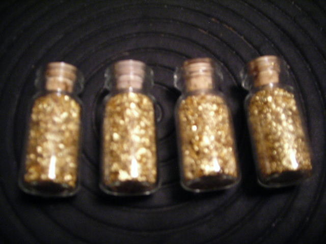4-Bottles Of Gold Flake -  No Guarantee Of Quality Or Quantity