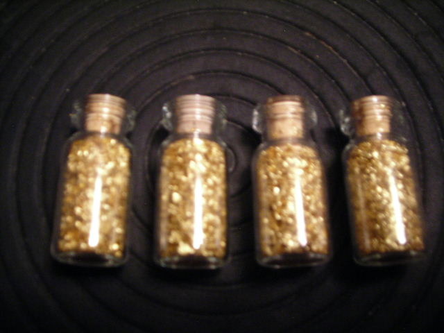 4-Bottles Of Gold Flake -  No Guarantee Of Quality Or Quantity