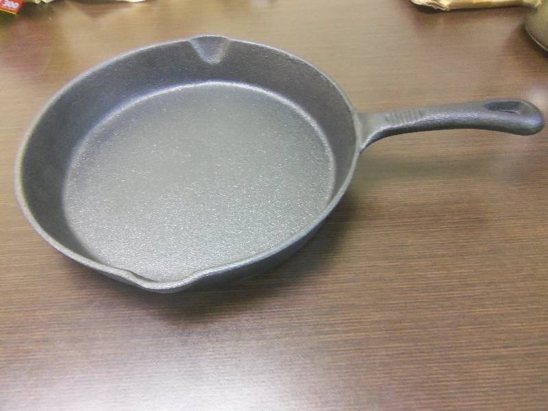 Cast Iron Frying Pan