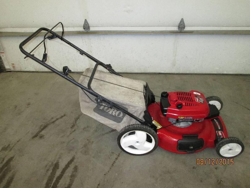 Toro 6.5HP Self-Propelled Lawn Mowe...