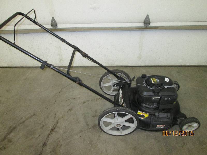 MTD 6.75HP 21 Push Mower, Runs & O...