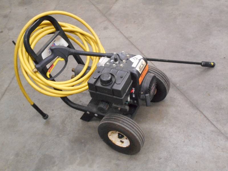 lot 13 image: North Star 3.5HP Pressure Washer Wi...
