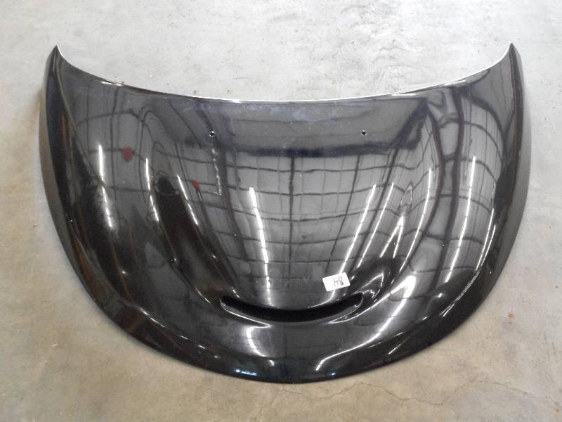 lot 84 image: PT-Cruiser Hood With Scoop, Color ...