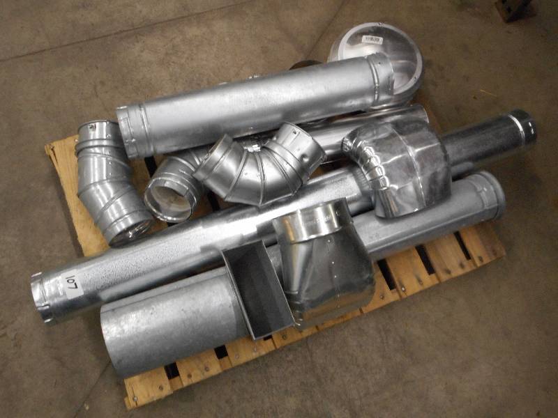 lot 107 image: Lot Of Misc Stove Pipe Pieces ...