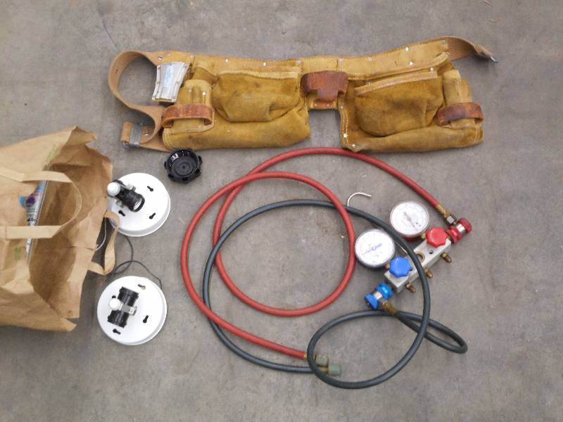 lot 111 image: Lot Of Tool Belt, Refrigerant Gaug...